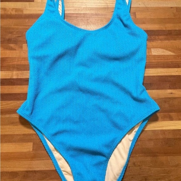 NWT  COTTON ON
Women's Low-Back One-Piece Swimsuit Large - Picture 8 of 8